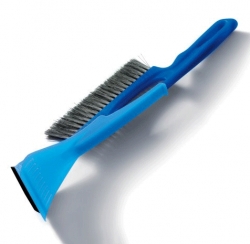 Plastic brush with scrapper, 30cm ― AUTOERA.LV