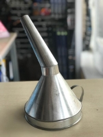 Metal funnel, 7"/17.7cm