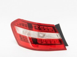 Aizmugures lukturis Mercedes-Benz E-class W212 (2009-2013), kreis. stūris ― AUTOERA.LV