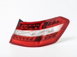 Задний фонарь Mercedes-Benz E-class W212 (2009-2013), прав.сторона, угол ― AUTOERA.LV