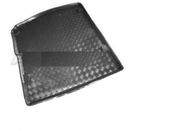 Plastmasas bagāžnieka paklājs Audi Q5 (2008-2016) ― AUTOERA.LV