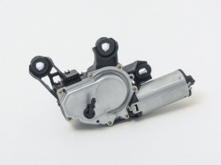 Aizmugurēja logu slotiņu dzinējs Audi A3, A4 B5, A6 C5 /VW Passat B5 ― AUTOERA.LV