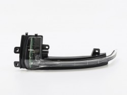 Pagrieziena radītājs spogulī Audi A4 B8 (2010-2015), labā pusē ― AUTOERA.LV