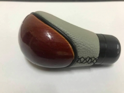 Gearbox knob, wood imitation ― AUTOERA.LV