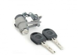 Bagāznieka slēdzenes ieliktnis VW Golf IV (1998-2003) ― AUTOERA.LV