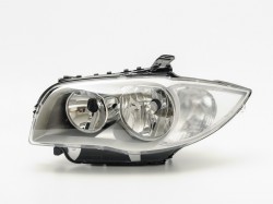 Priekšējais lukturis BMW 1-serija E87 (2004-2007), kreisā pusē ― AUTOERA.LV