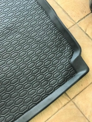 Gumijas bagāžnieka paklājs BMW 5-serija F10 (2010-2014) ― AUTOERA.LV