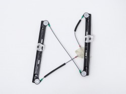 Priekšēja stiklu pacelšanas mehānisms priekš BMW X3 E83 (2004-2010), pa kreisi  ― AUTOERA.LV