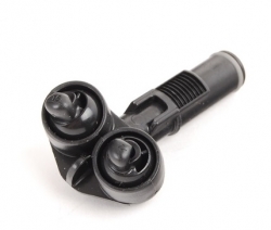 Распылитель омывателя фар VW Passat B5 (2000-2005), лев. ― AUTOERA.LV