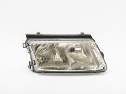 Priekšējais lukturis VW Passat B5 (1996-2000), pa labi ― AUTOERA.LV