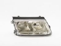 Priekšējais lukturis VW Passat B5 (1996-2000), pa labi