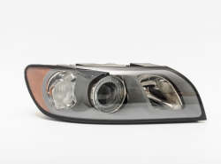 Priekšējais lukturis Volvo V50 (2004-2012), lab.puse  ― AUTOERA.LV