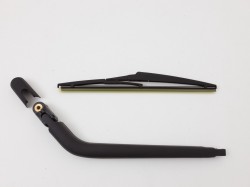 Aizm.logu svira + 30cm slotiņa priekš Toyota Auris (2006-2010) ― AUTOERA.LV