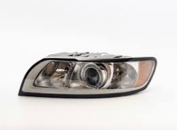 Priekšējais lukturis Volvo S40 (2007-2012), kreis.puse  ― AUTOERA.LV