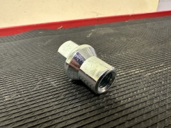 Disku uzgrieznis M12X1.5/SW17/H38 ― AUTOERA.LV