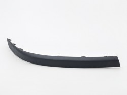 Priekšēja bampera apakšēja uzlika Volvo V70 (1999-2007), laba pusē ― AUTOERA.LV