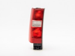 Aizmugures lukturis Volvo 850 (1991-1996)/V70 (1997-2000-2005), kreis.pusē ― AUTOERA.LV