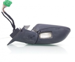 Spogulis korpusā Volvo XC90 (2004-2006), laba pusē ― AUTOERA.LV