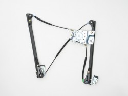 Prieksējais stikla pacēlājs VW Polo (1995-1999) , kreisā pusē ― AUTOERA.LV