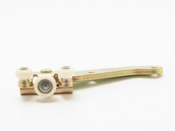 Bīdāmo durvju rullītis apakšas VW T4 (1990-2003), laba pusē ― AUTOERA.LV