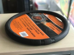 Stūres apvalks melna krāsa, 39-41cm ― AUTOERA.LV