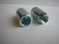 Disku uzgrieznis Toyota Hilux 