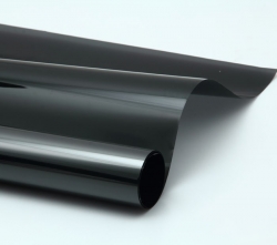 Tonēšanas plēve melnā DARK BLACK (~70%), 3m x 0.5m ― AUTOERA.LV