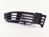 Priekšeja bampera reste VW Passat B5 (2000-2005), lab.puse