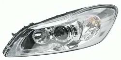 Priekšējais lukturis Volvo С30 (2010-2012), kreis.puse  ― AUTOERA.LV