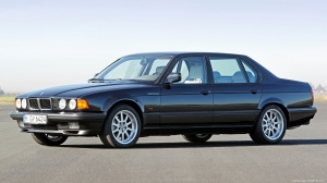 7-serija E32 (1986-1994)