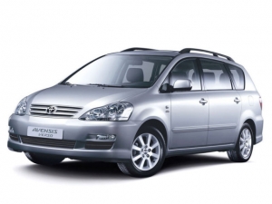 Avensis Verso (2001-2009)